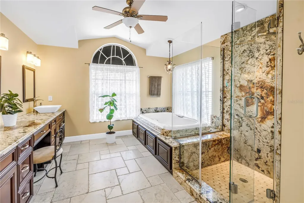 10127 Vista Pointe Drive Tampa FL 33635