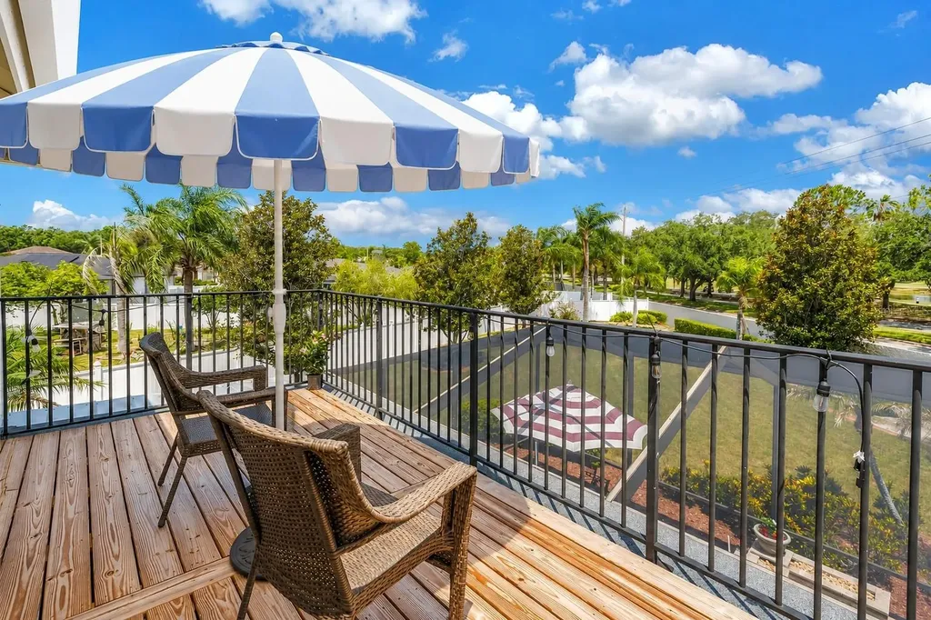 10127 Vista Pointe Drive Tampa FL 33635