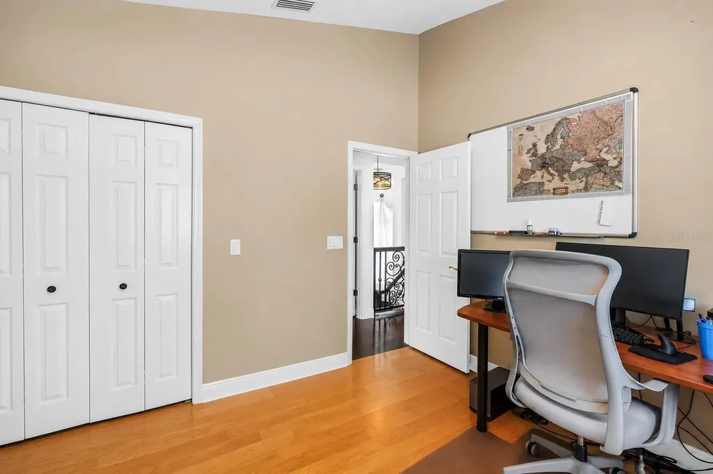 10127 Vista Pointe Drive Tampa FL 33635