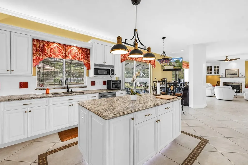 10127 Vista Pointe Drive Tampa FL 33635