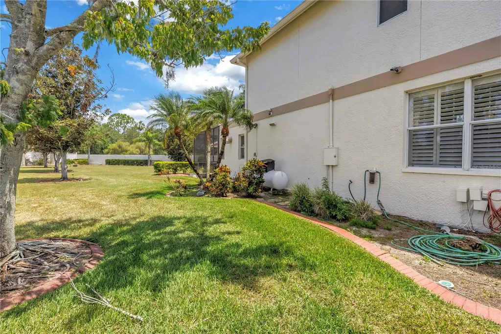 10127 Vista Pointe Drive Tampa FL 33635