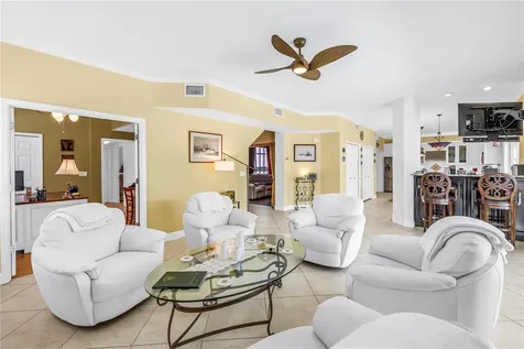 10127 Vista Pointe Drive Tampa FL 33635