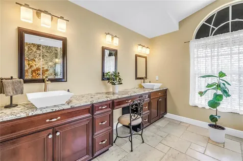 10127 Vista Pointe Drive Tampa FL 33635