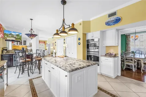 10127 Vista Pointe Drive Tampa FL 33635