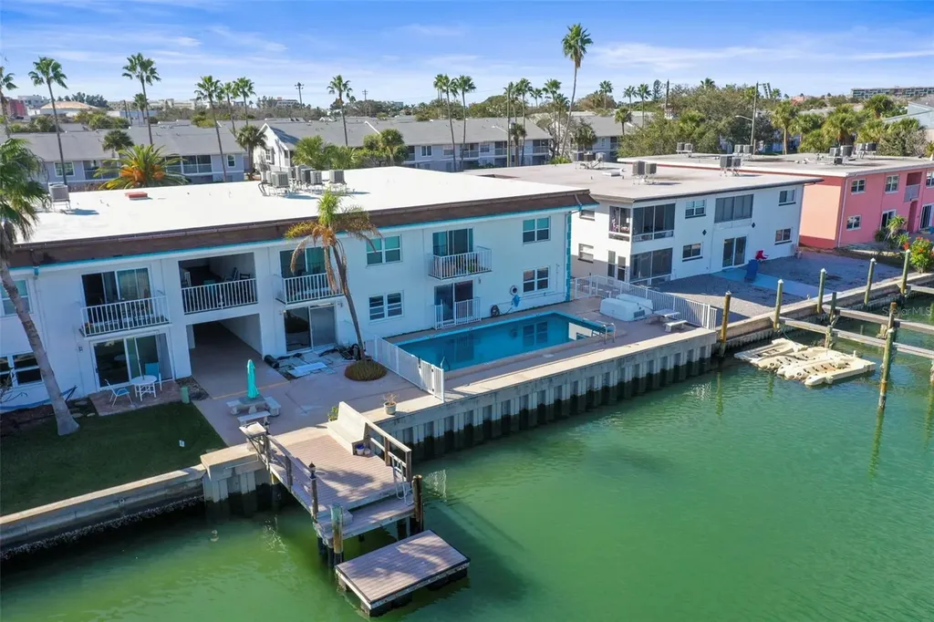11655 3rd Street E Treasure Island FL 33706