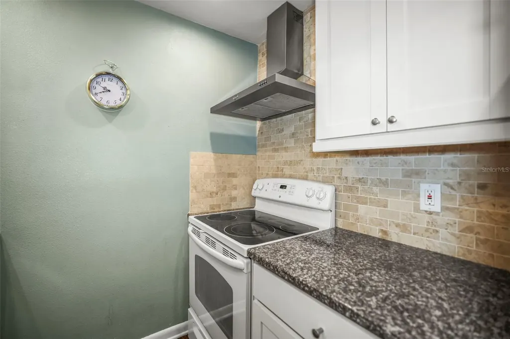 11655 3rd Street E Treasure Island FL 33706
