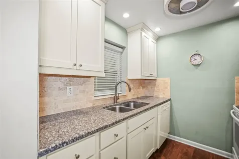 11655 3rd Street E Treasure Island FL 33706