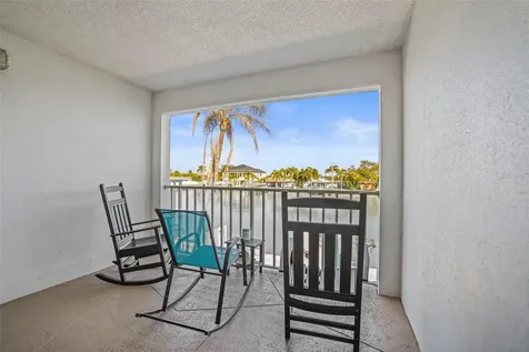 11655 3rd Street E Treasure Island FL 33706