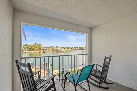 11655 3rd Street E Treasure Island FL 33706