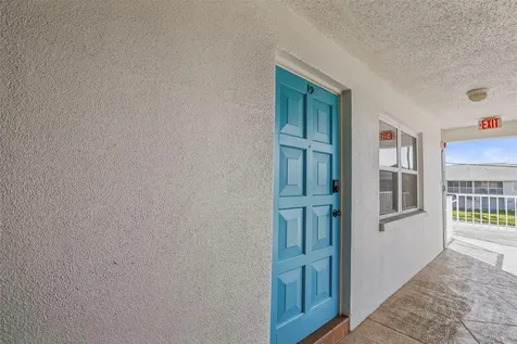 11655 3rd Street E Treasure Island FL 33706