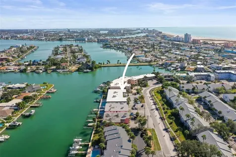11655 3rd Street E Treasure Island FL 33706