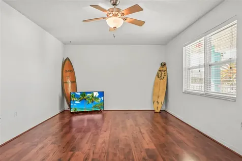 11655 3rd Street E Treasure Island FL 33706