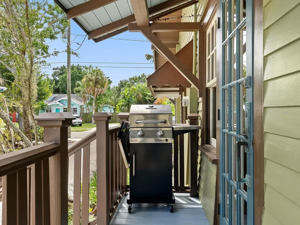 2322 7th Avenue W Bradenton FL 34205