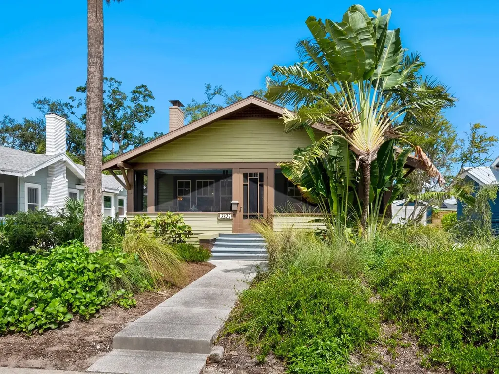2322 7th Avenue W Bradenton FL 34205