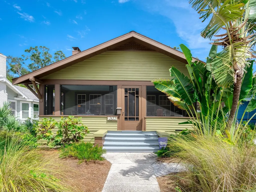 2322 7th Avenue W Bradenton FL 34205