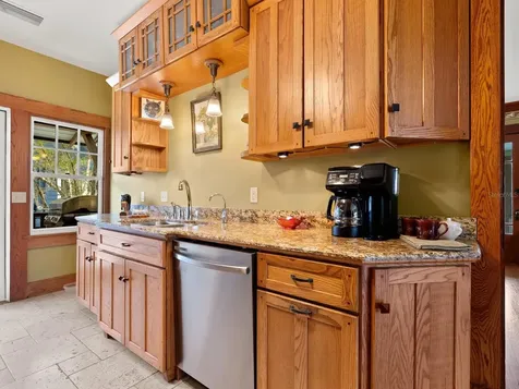 2322 7th Avenue W Bradenton FL 34205