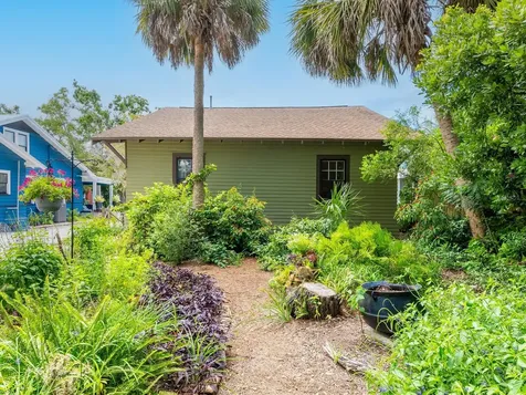 2322 7th Avenue W Bradenton FL 34205