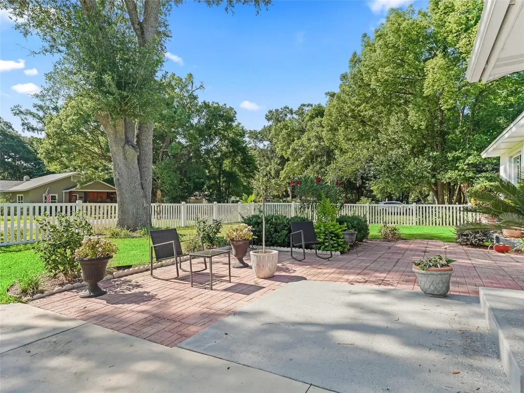 636 SE 31st Terrace Ocala FL 34471