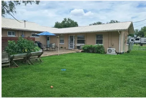 149 E Seminole Avenue Eustis FL 32726