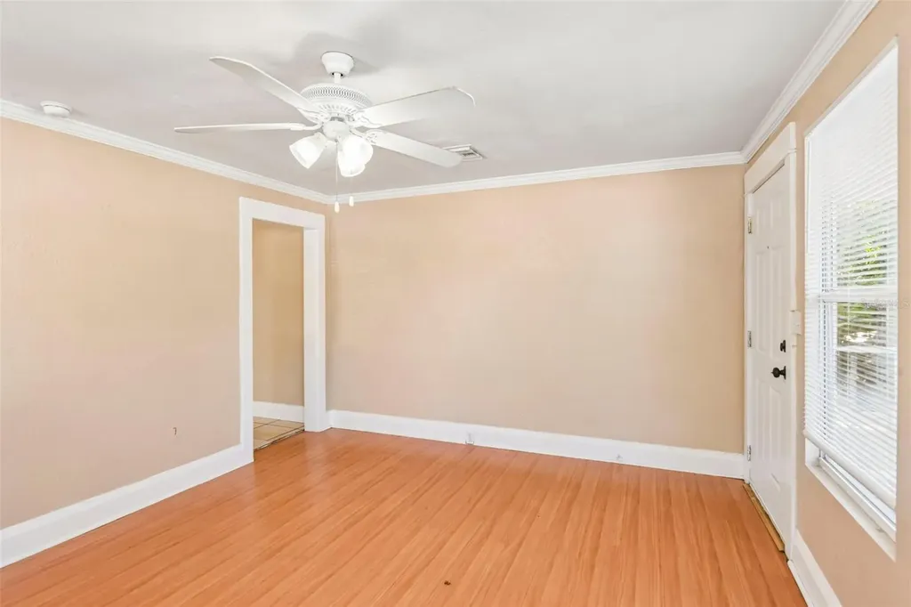 2715 W North A Street Tampa FL 33609