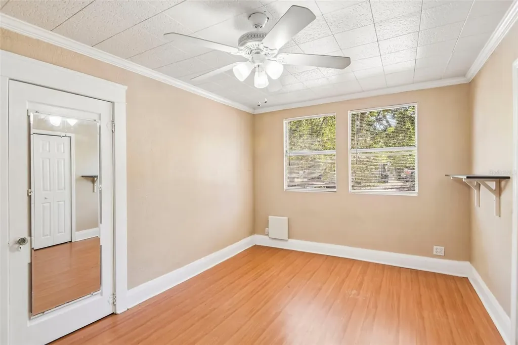 2715 W North A Street Tampa FL 33609