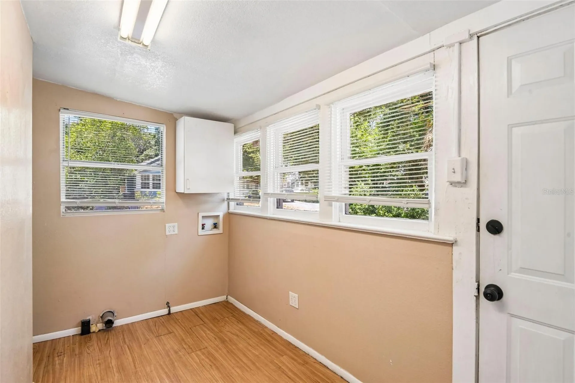 2715 W North A Street Tampa FL 33609
