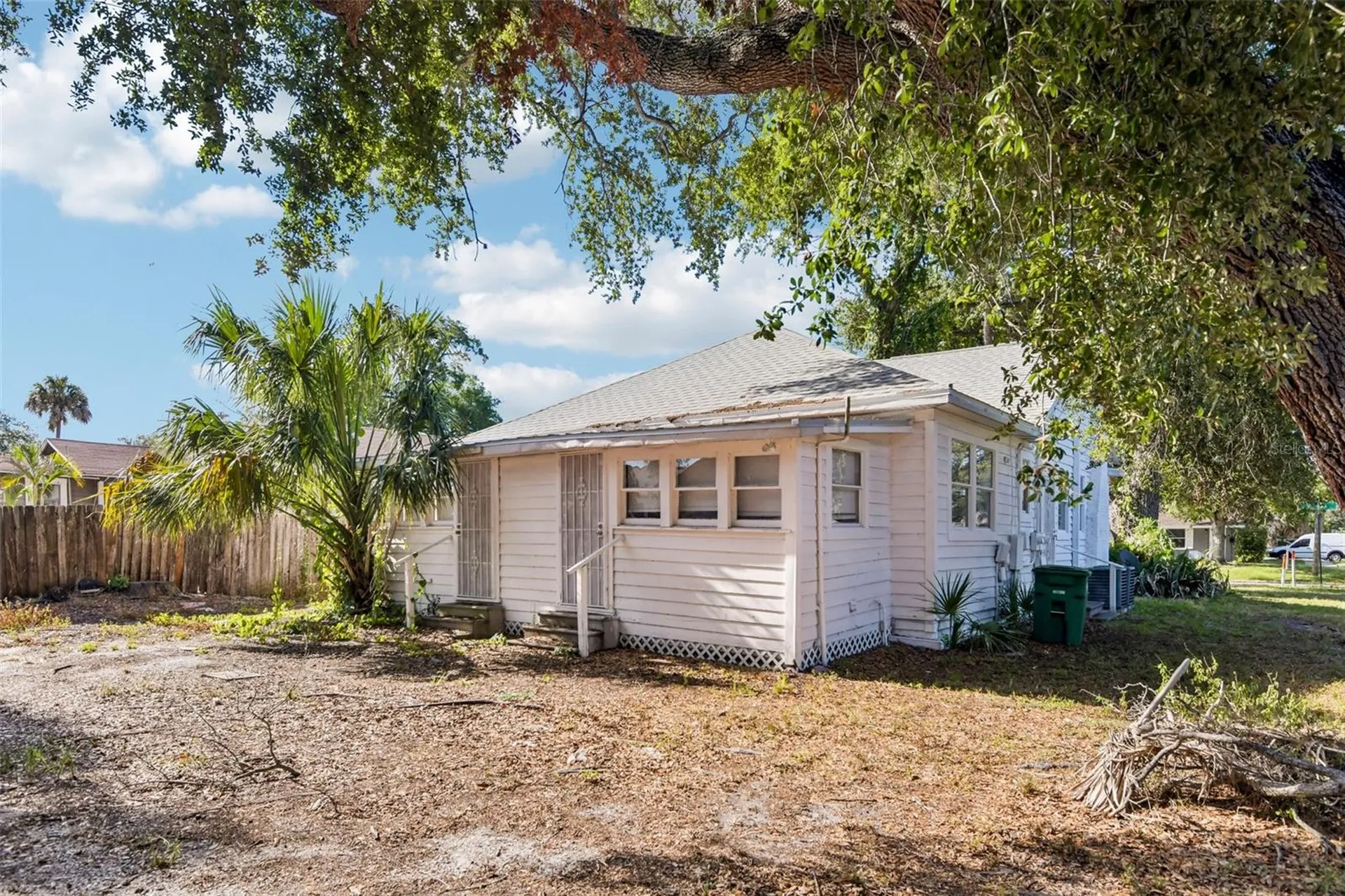 2715 W North A Street Tampa FL 33609