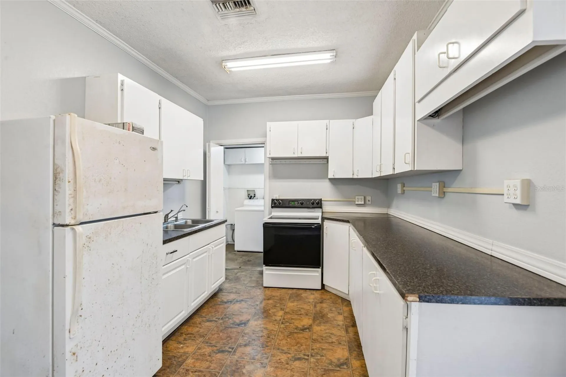 2715 W North A Street Tampa FL 33609