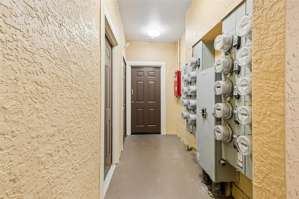 5125 Palm Springs Boulevard Tampa FL 33647