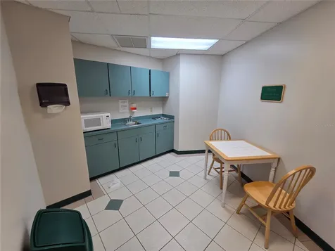 7802 Kingspointe Parkway Orlando FL 32819