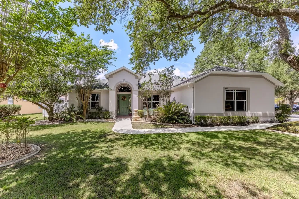 4911 Lazy Oaks Way St Cloud FL 34771