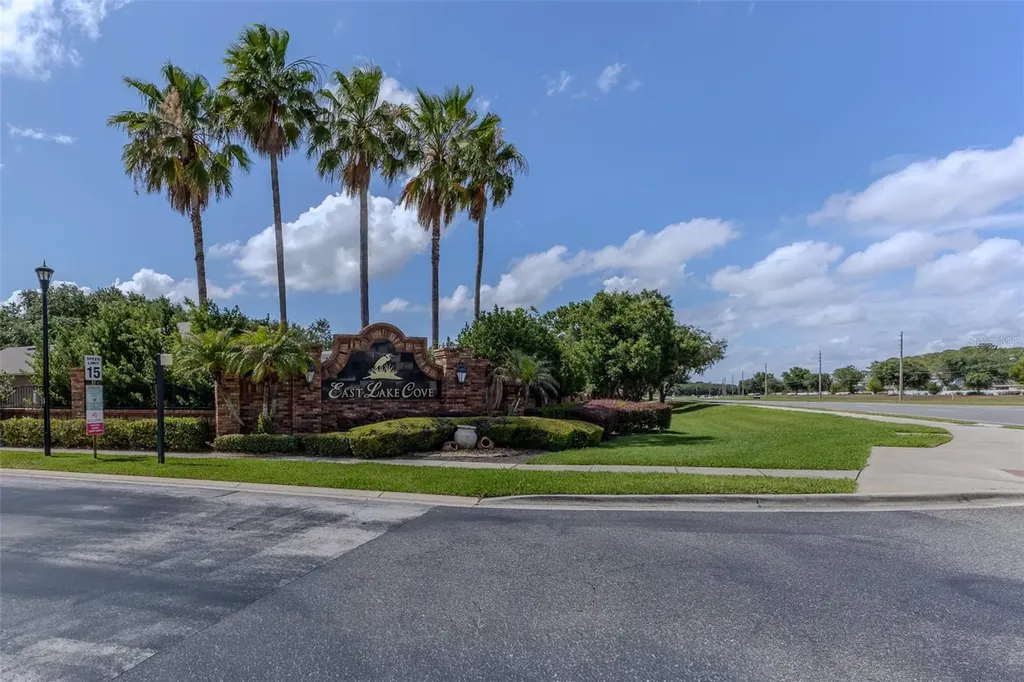 4911 Lazy Oaks Way St Cloud FL 34771