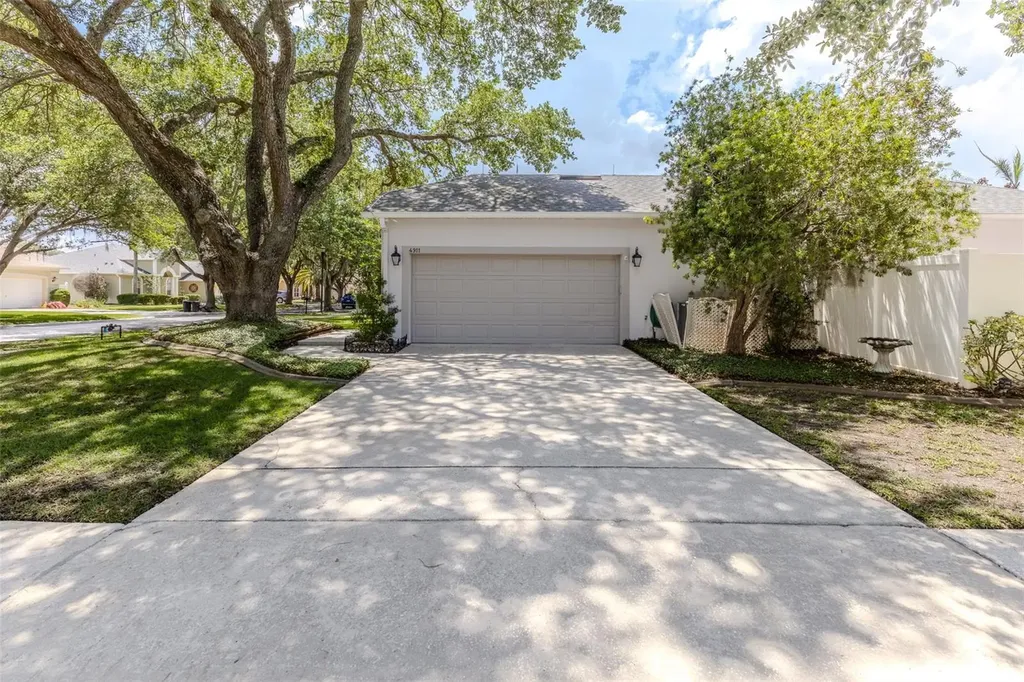 4911 Lazy Oaks Way St Cloud FL 34771