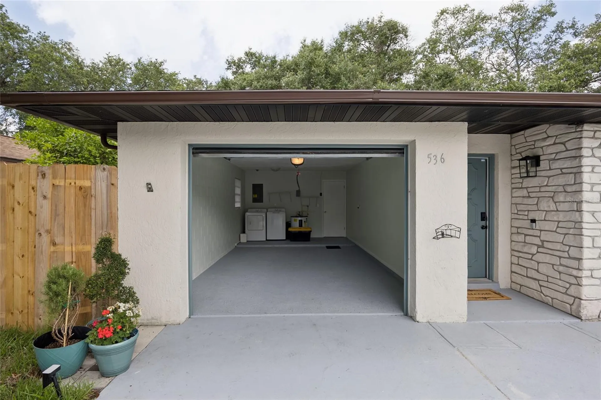 536 Hibiscus Way Orlando FL 32807