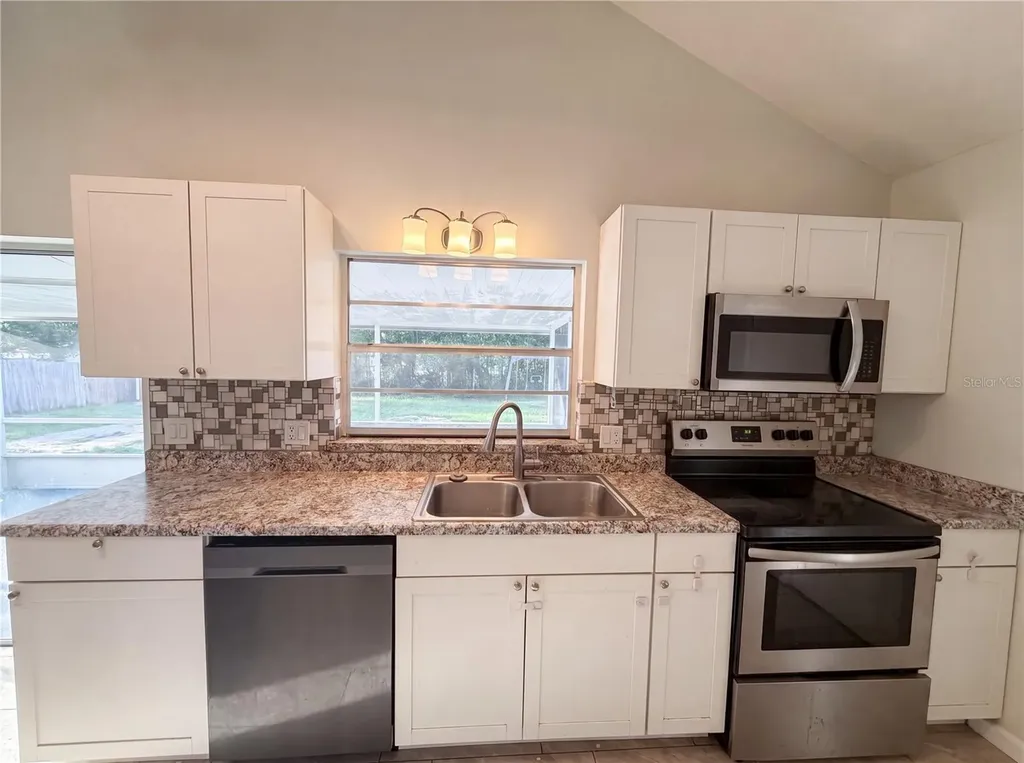 880 Fruitland Drive Deltona FL 32725