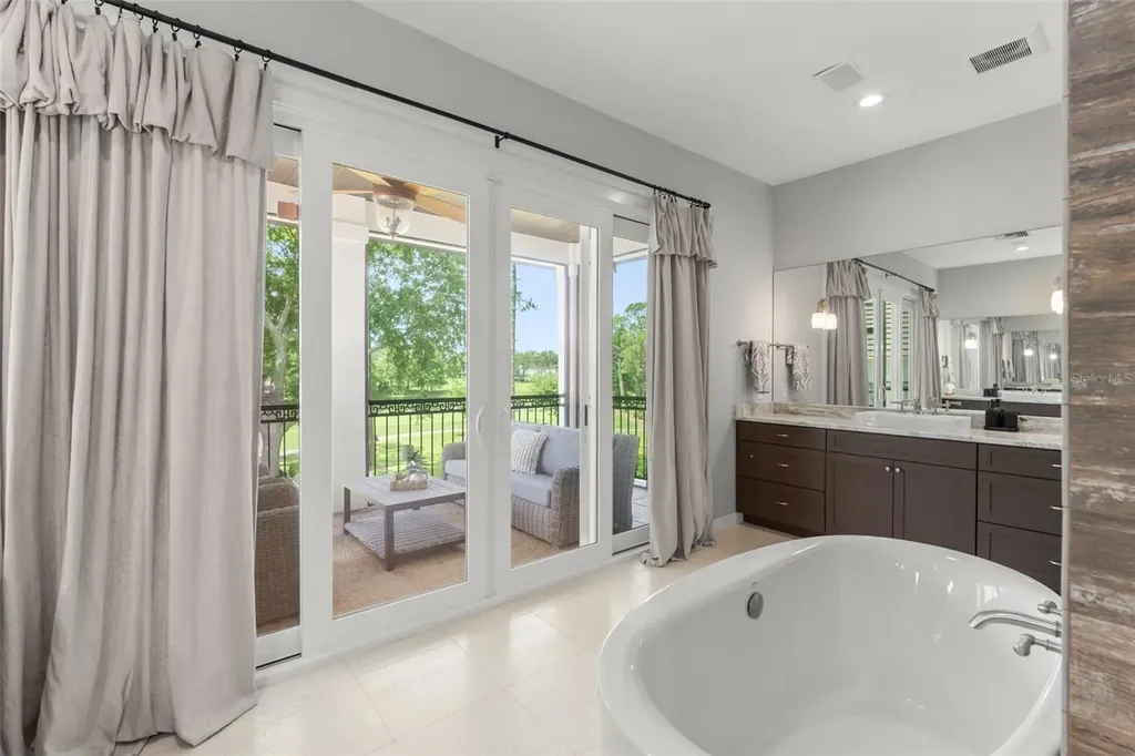 9720 Covent Garden Drive Orlando FL 32827