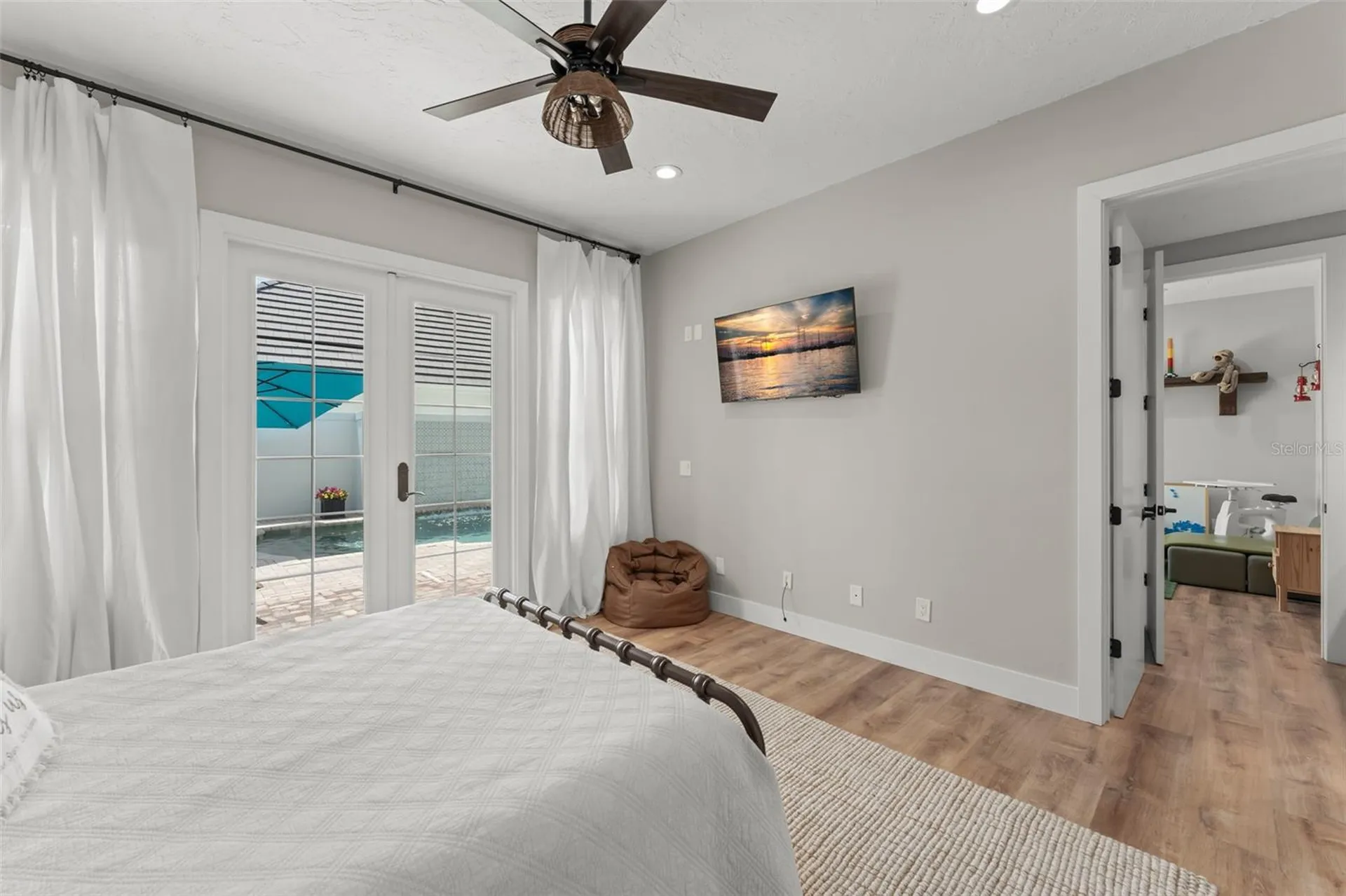 9720 Covent Garden Drive Orlando FL 32827