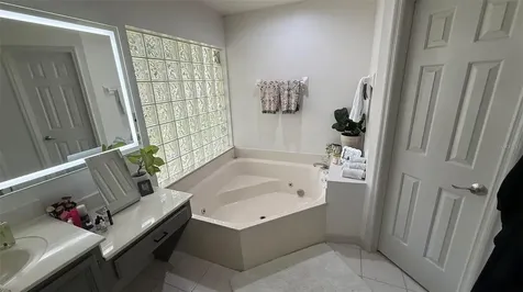 623 Yorkshire Drive Oviedo FL 32765