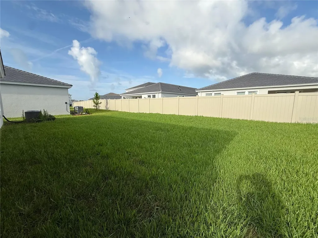 10225 Fieldstone Myrtle Way San Antonio FL 33576