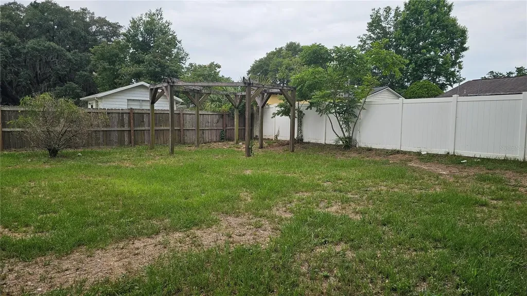 314 Woodland Drive Eustis FL 32726
