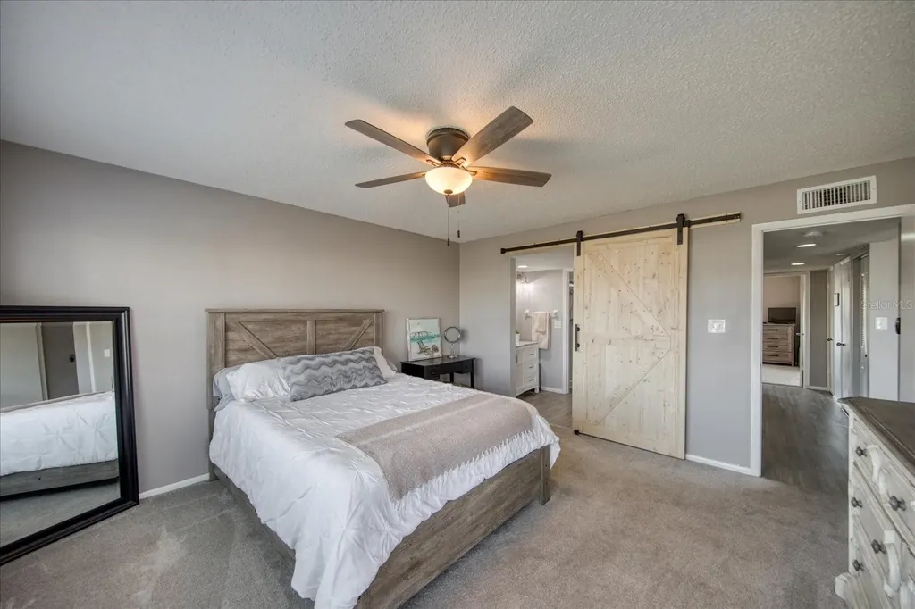 1324 Pasadena Avenue S South Pasadena FL 33707