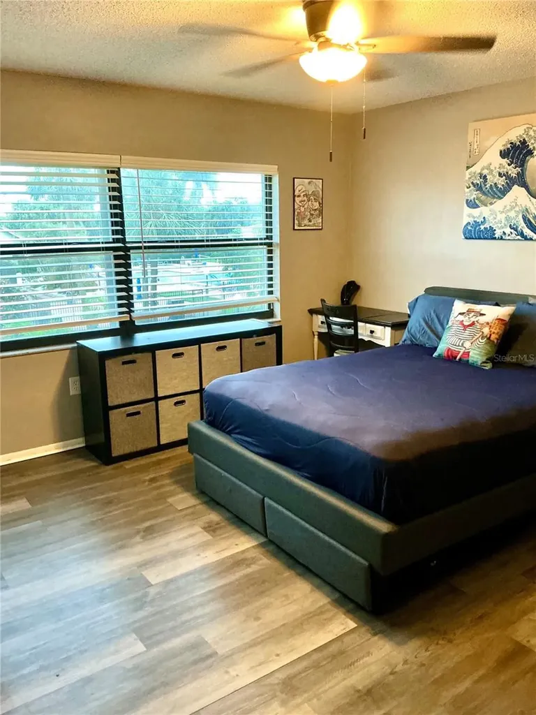 1324 Pasadena Avenue S South Pasadena FL 33707