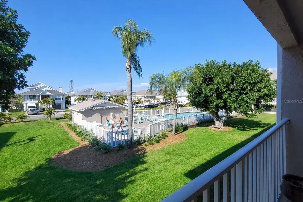 255 Capri Circle N Treasure Island FL 33706
