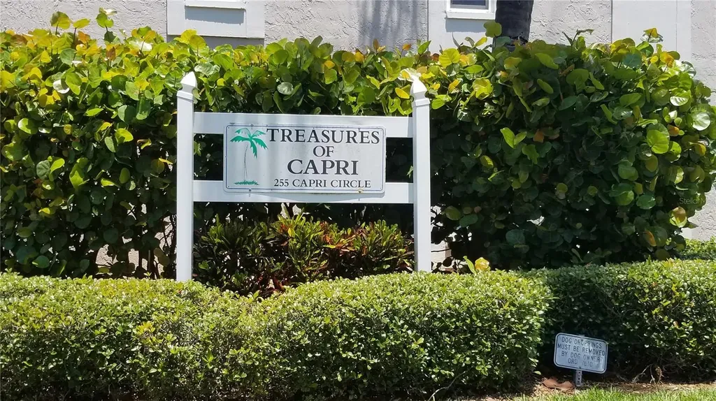255 Capri Circle N Treasure Island FL 33706