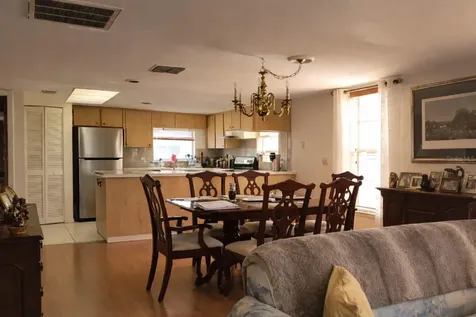 255 Capri Circle N Treasure Island FL 33706