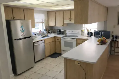 255 Capri Circle N Treasure Island FL 33706