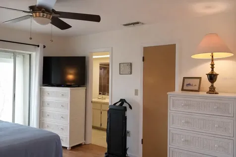 255 Capri Circle N Treasure Island FL 33706