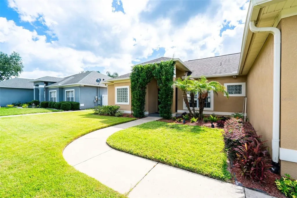 1643 Shonnora Drive Gotha FL 34734