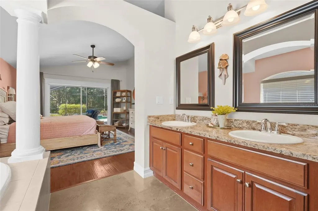 4820 Boston Common Glen Bradenton FL 34211