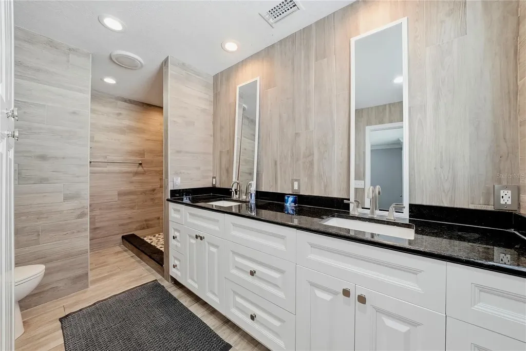 103 6th Street NW Ruskin FL 33570